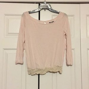 Light pink quarter sleeve top